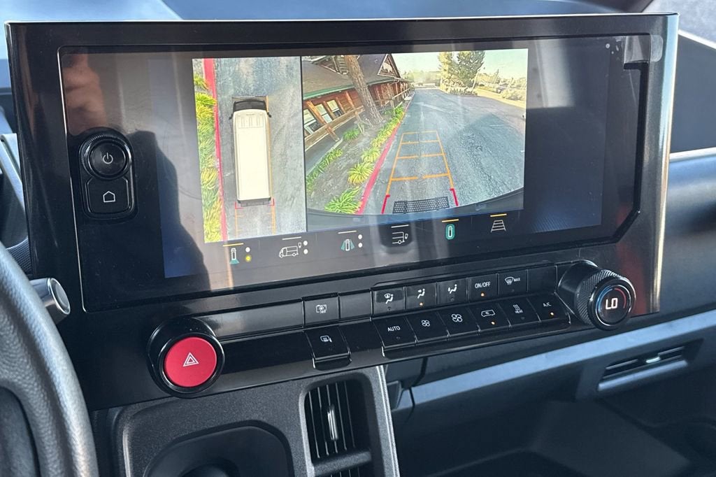 2023 BrightDrop Zevo 600 EJY