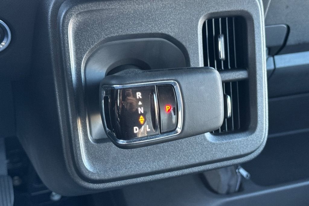 2023 BrightDrop Zevo 600 EJY