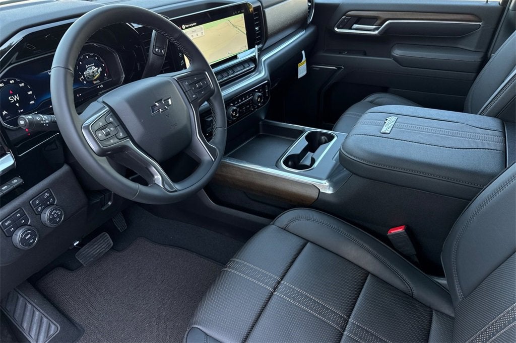 2025 Chevrolet Silverado 3500 HD High Country