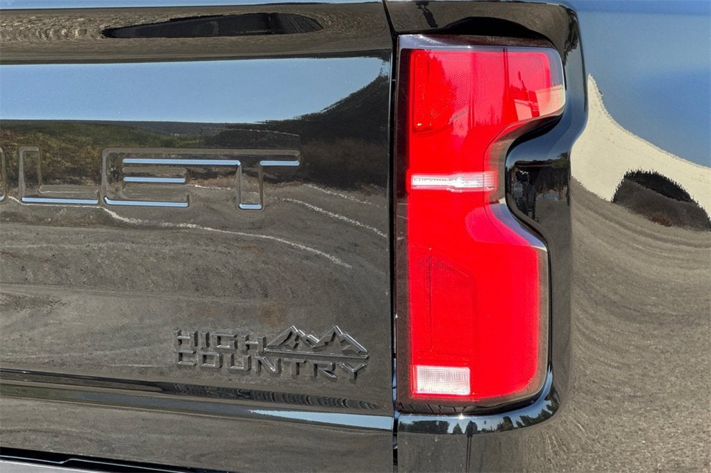 2025 Chevrolet Silverado 3500 HD High Country