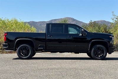 2025 Chevrolet Silverado 3500 HD High Country