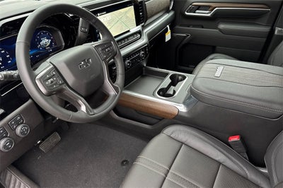 2025 Chevrolet Silverado 3500 HD High Country