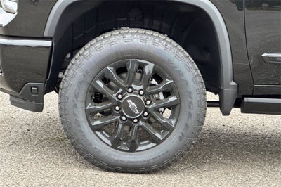 2025 Chevrolet Silverado 3500 HD High Country