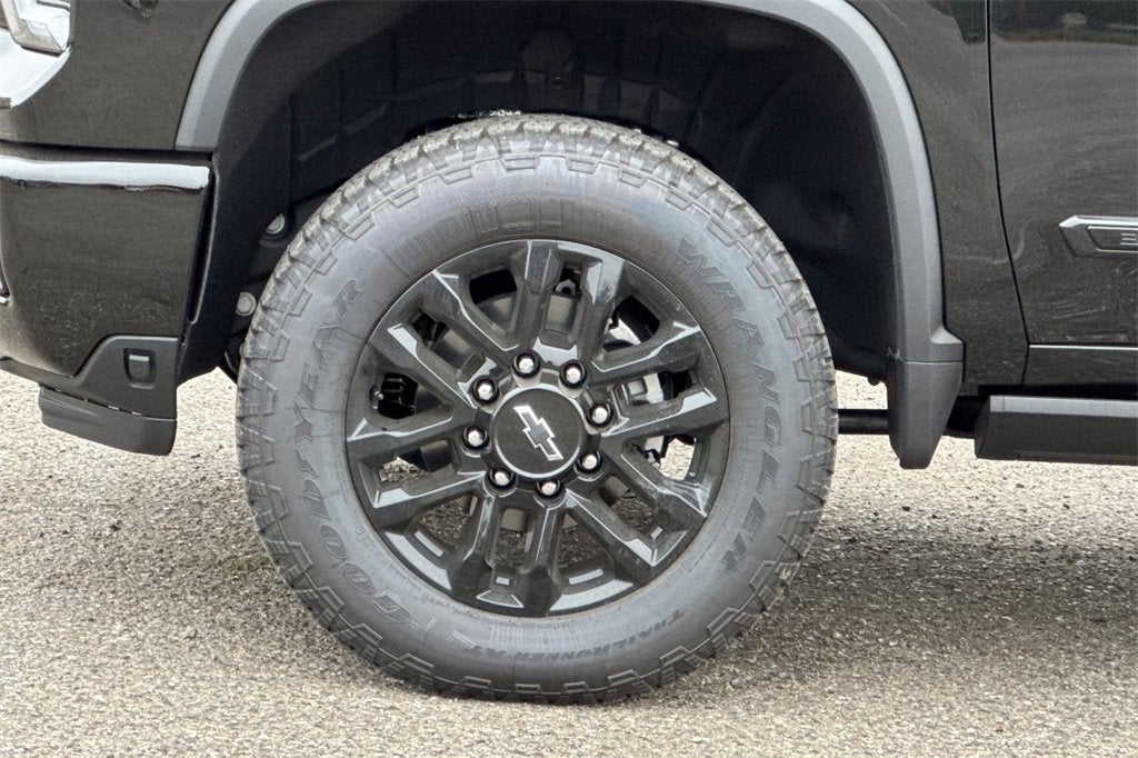 2025 Chevrolet Silverado 3500 HD High Country