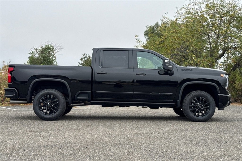 2025 Chevrolet Silverado 3500 HD High Country