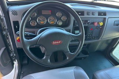 2022 PETERBILT CONVENTIONAL 33 Base