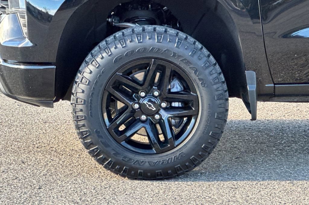 2023 Chevrolet Silverado 1500 Custom Trail Boss