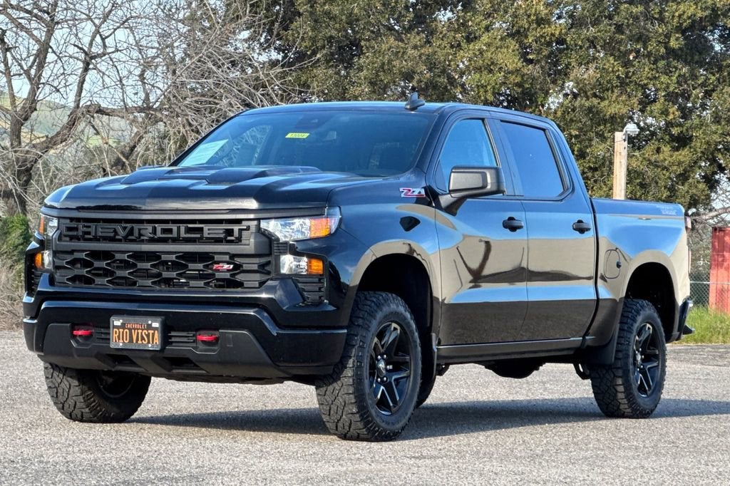 2023 Chevrolet Silverado 1500 Custom Trail Boss