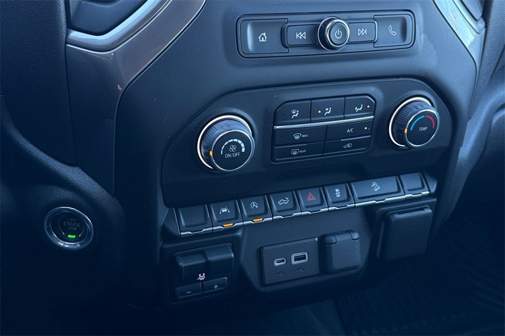 2023 Chevrolet Silverado 1500 Custom Trail Boss