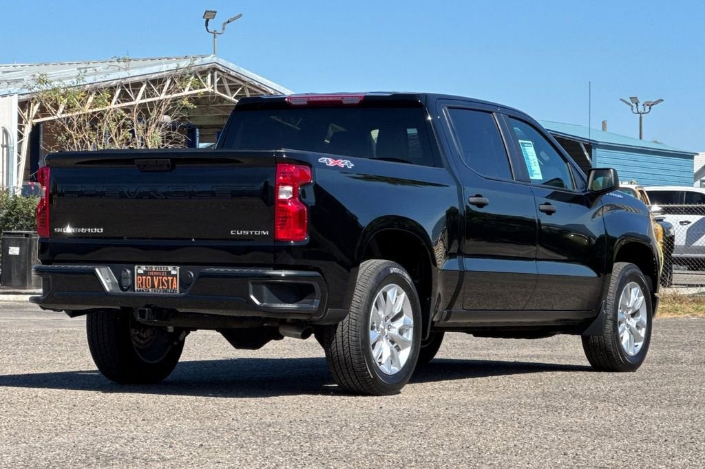 2025 Chevrolet Silverado 1500 Custom