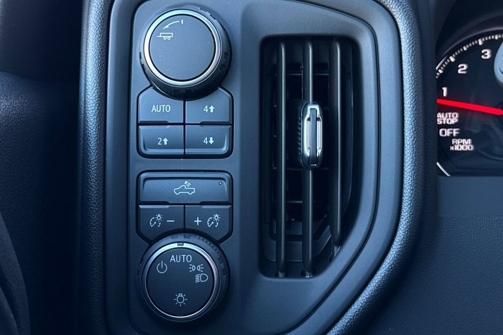 2026 Chevrolet Silverado 1500 Custom Trail Boss