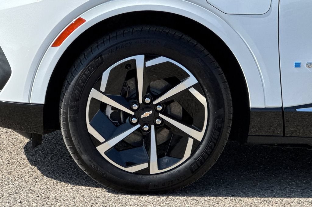 2024 Chevrolet Equinox EV 2LT