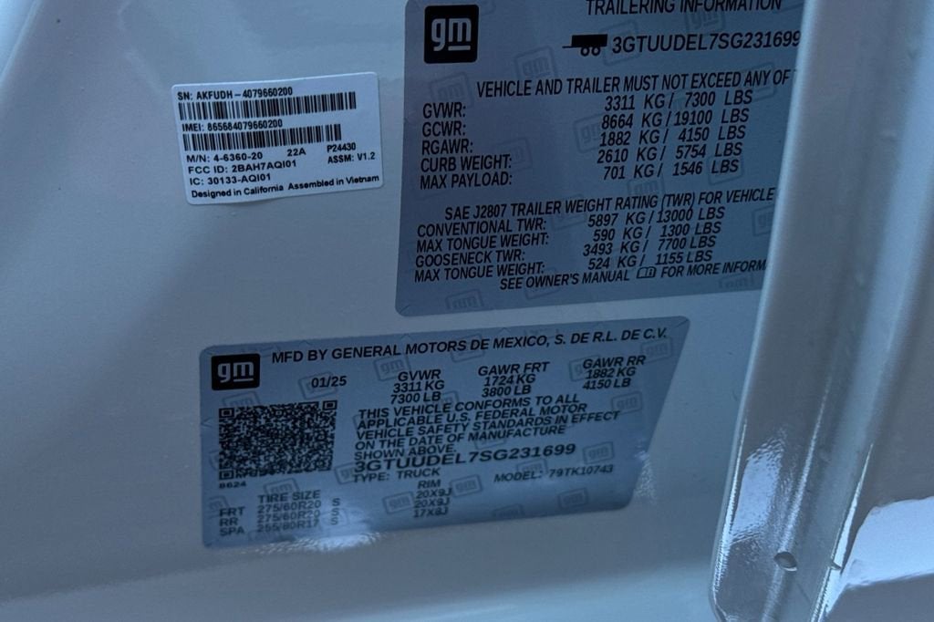 2025 GMC Sierra 1500 SLT