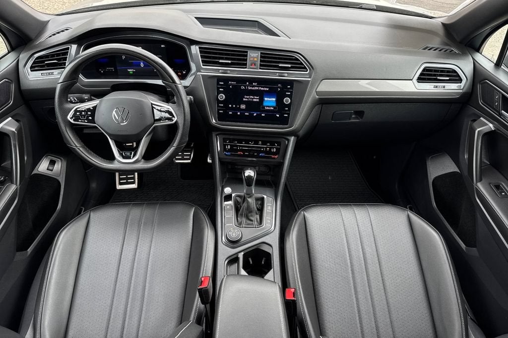 2022 Volkswagen Tiguan SE R-Line Black