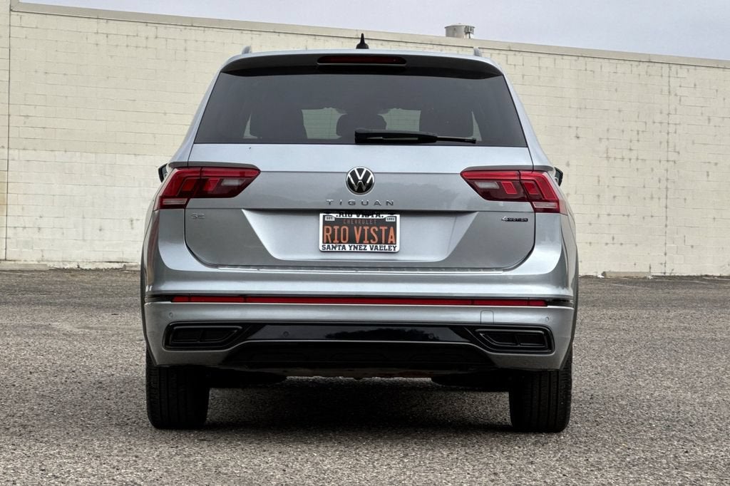 2022 Volkswagen Tiguan SE R-Line Black