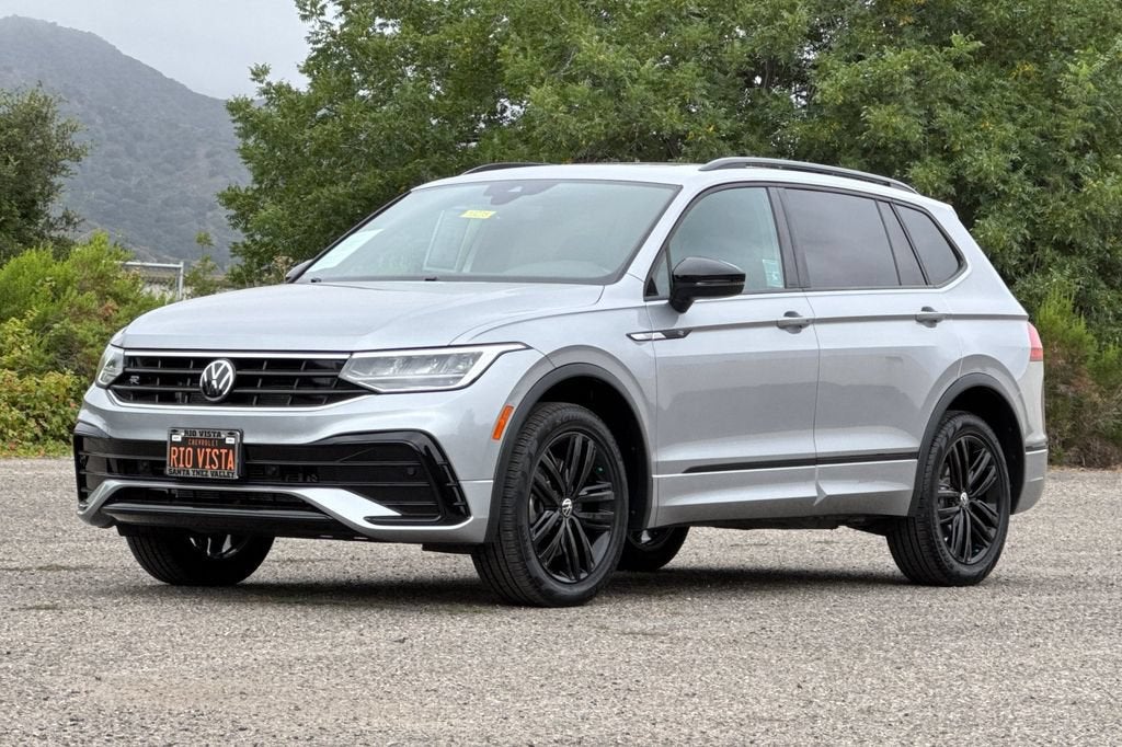 2022 Volkswagen Tiguan SE R-Line Black