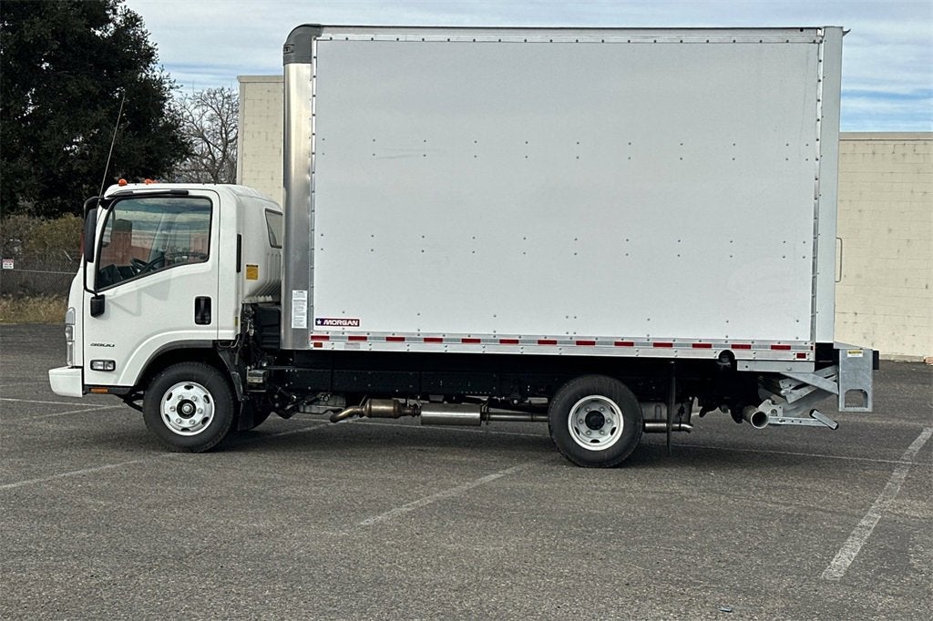 2024 Chevrolet Low Cab Forward 3500 WT