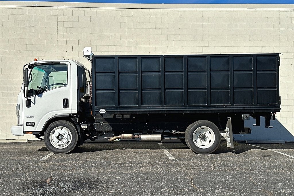 2024 Chevrolet Low Cab Forward 4500 WT