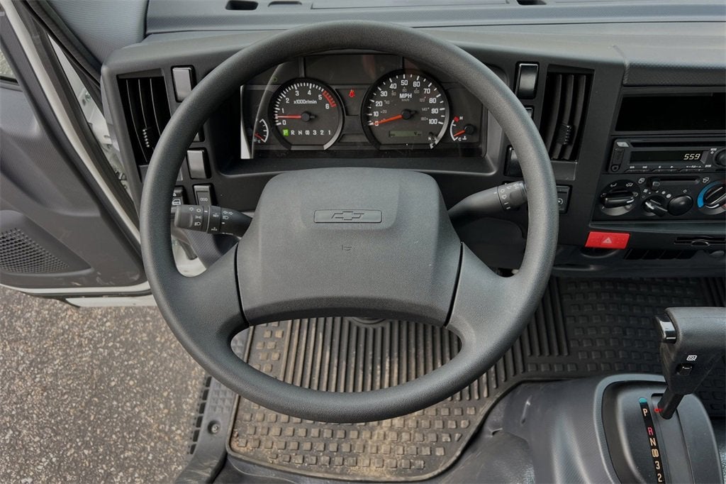 2025 Chevrolet Low Cab Forward 5500 XG WT