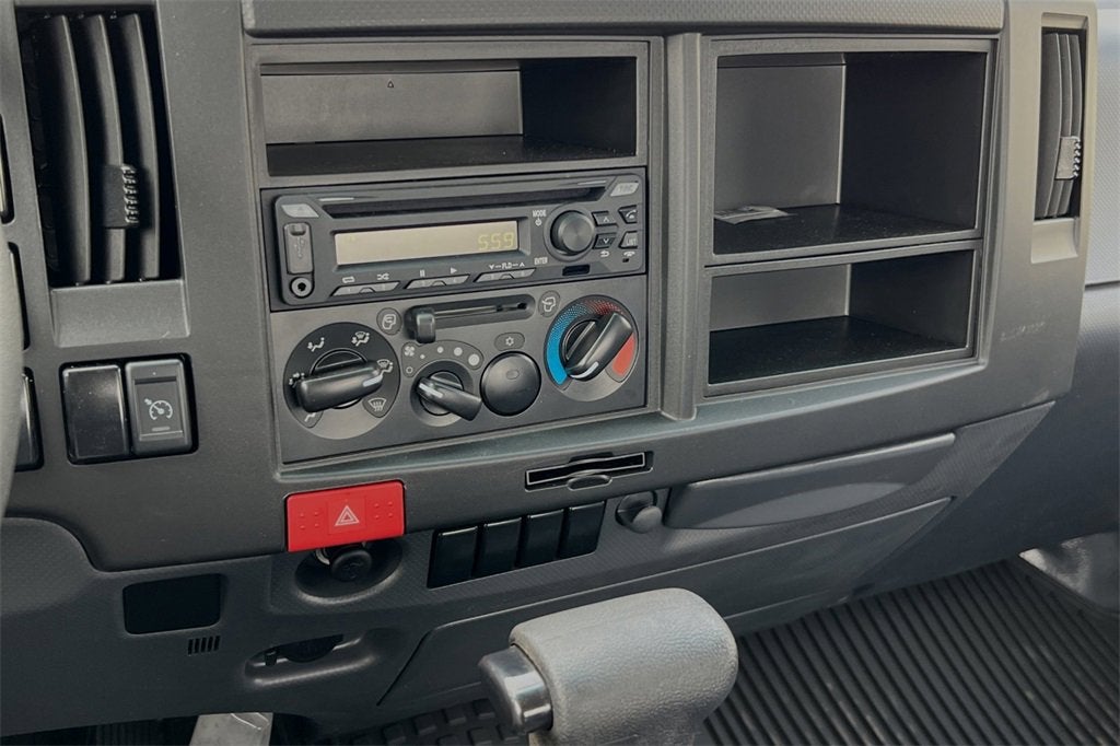 2025 Chevrolet Low Cab Forward 5500 XG WT