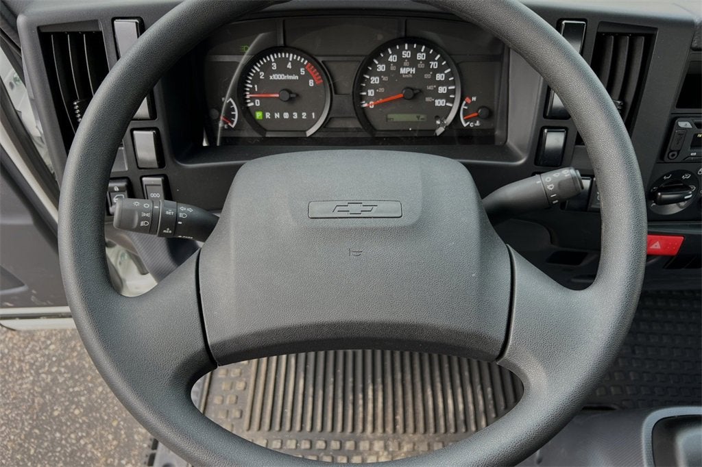 2025 Chevrolet Low Cab Forward 5500 XG WT