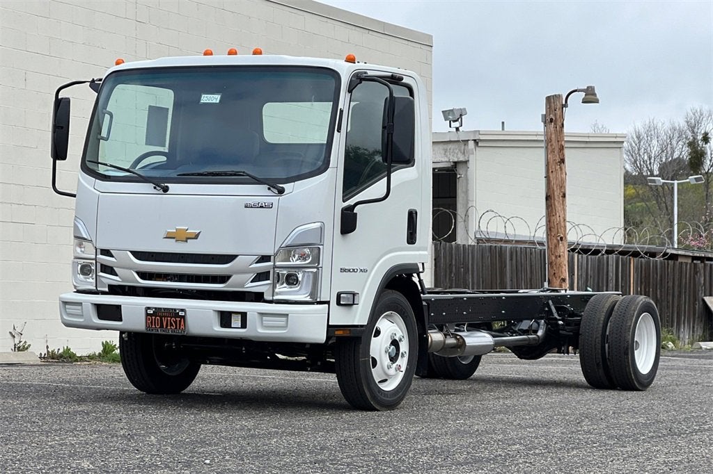 2025 Chevrolet Low Cab Forward 5500 XG WT