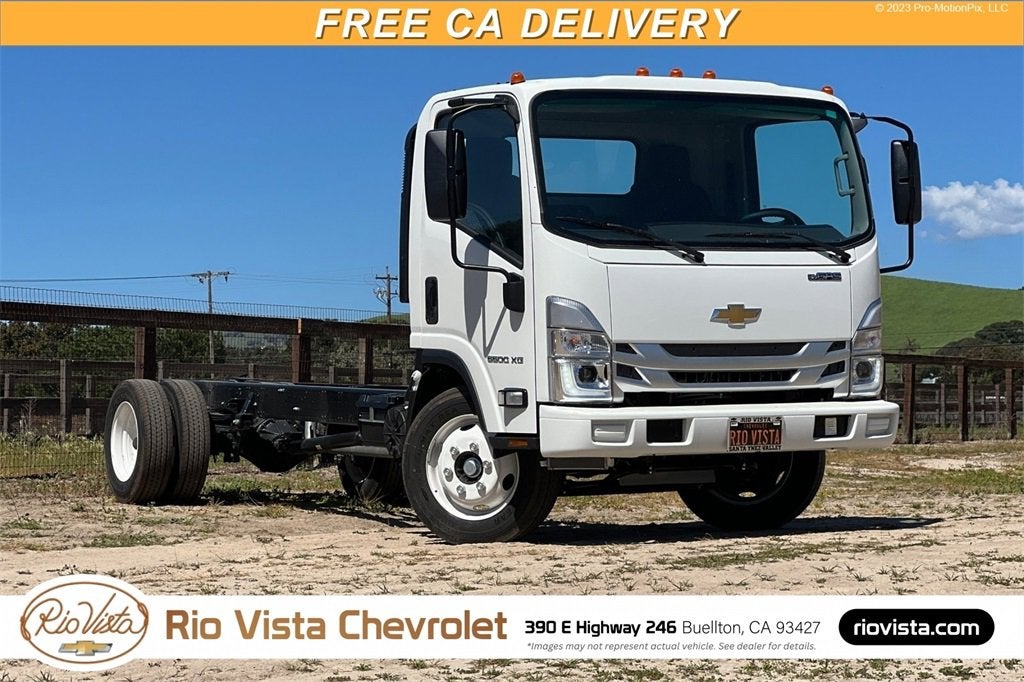 2025 Chevrolet Low Cab Forward 5500 XG WT