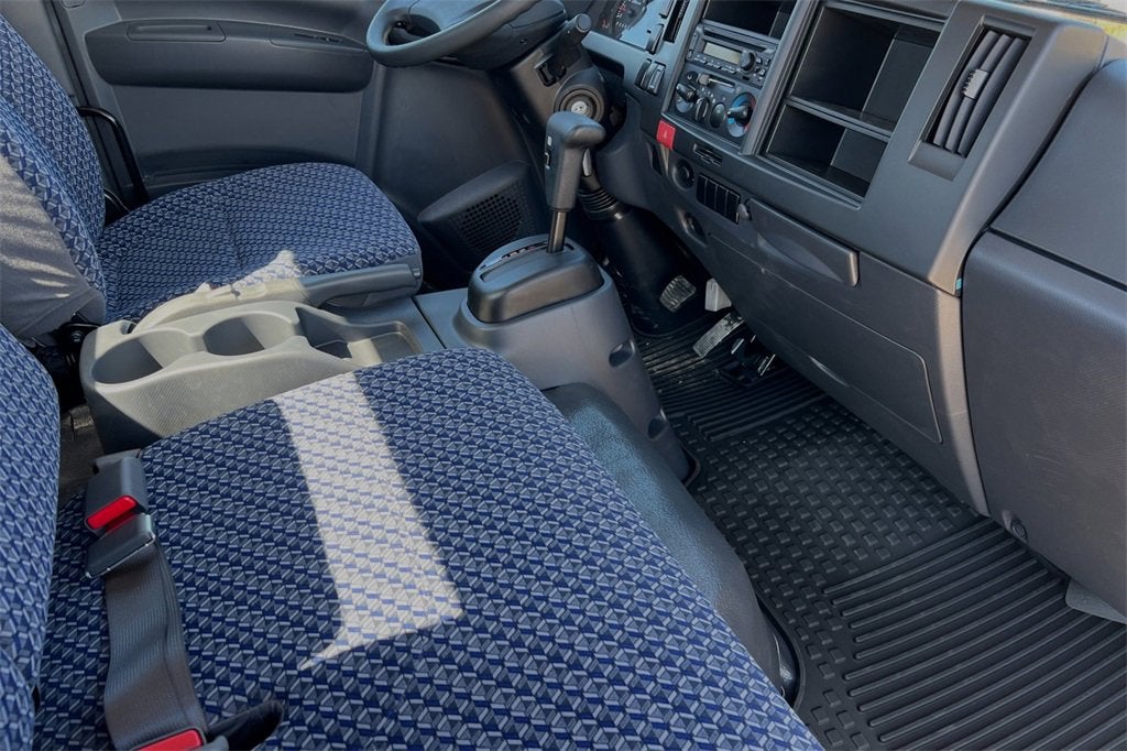 2025 Chevrolet Low Cab Forward 5500 XG WT