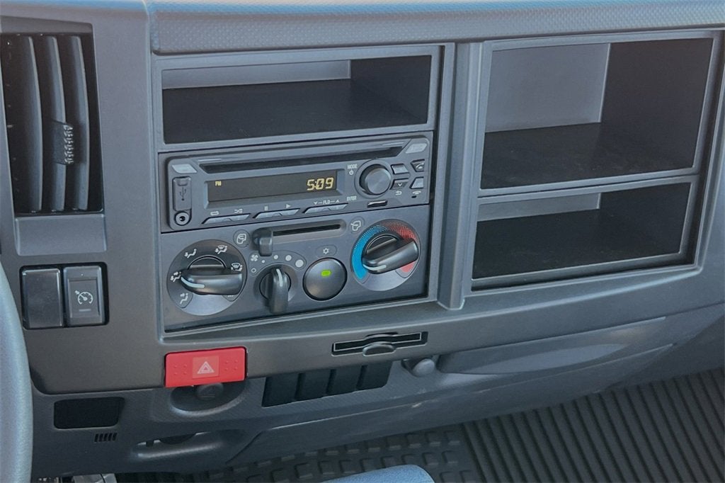 2025 Chevrolet Low Cab Forward 5500 XG WT