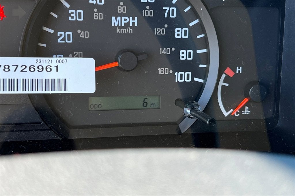 2025 Chevrolet Low Cab Forward 5500 XG WT