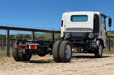 2025 Chevrolet Low Cab Forward 5500 XG WT