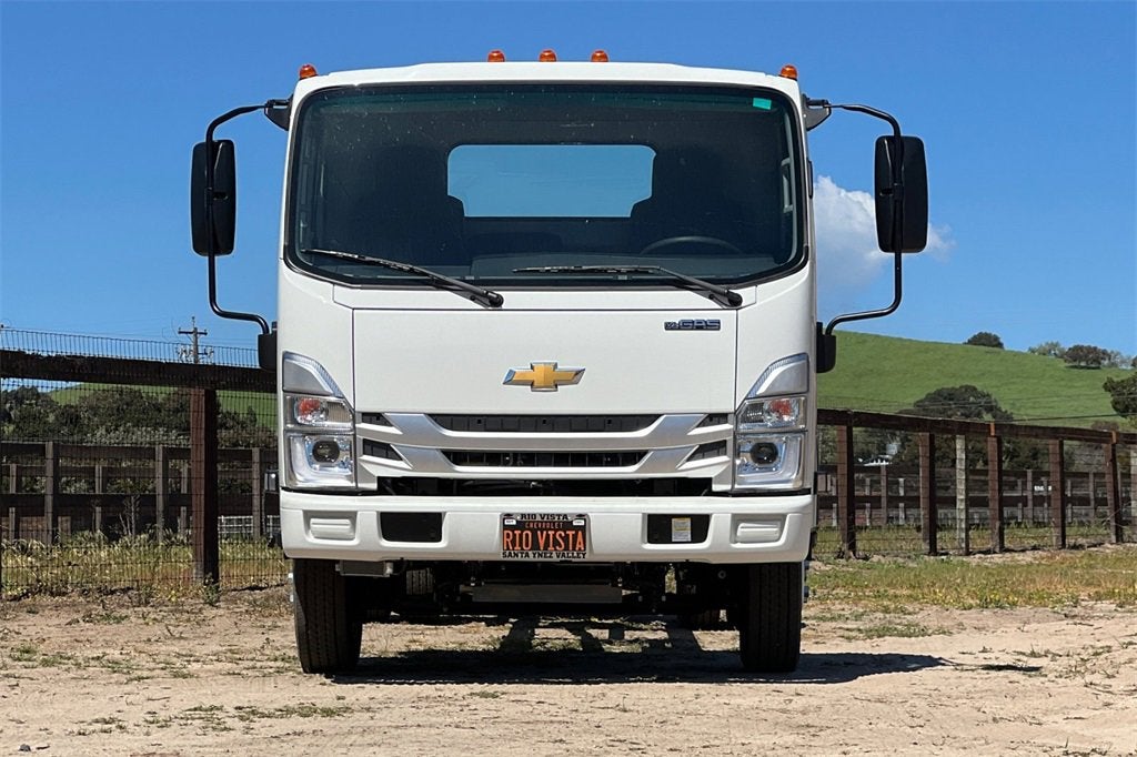 2025 Chevrolet Low Cab Forward 5500 XG WT
