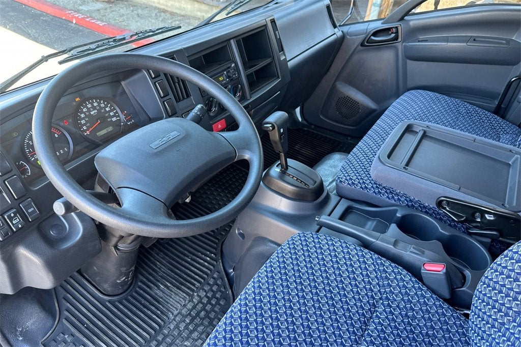 2025 Chevrolet Low Cab Forward 5500 XG WT