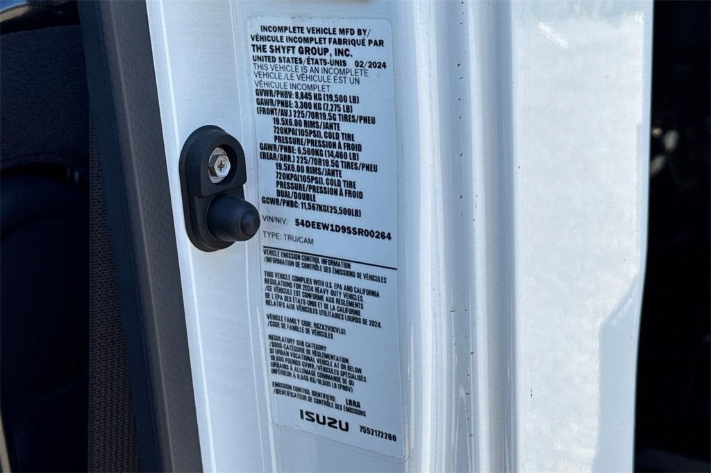 2025 Chevrolet Low Cab Forward 5500 XG WT