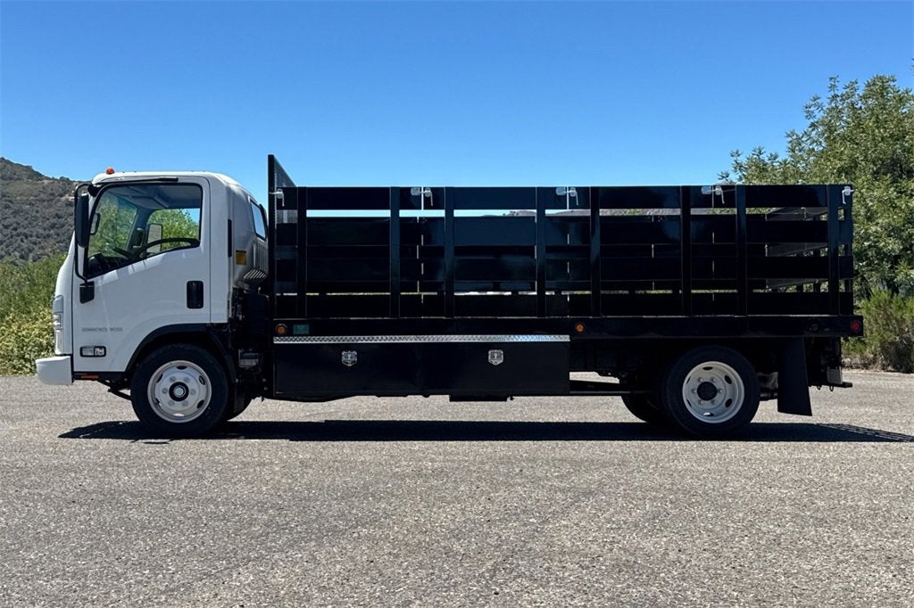2025 Chevrolet Low Cab Forward 5500 XG WT