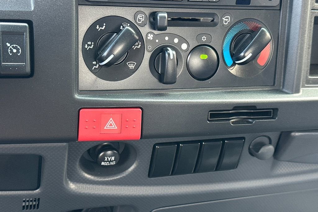 2023 Chevrolet Low Cab Forward 6500 XD LCF