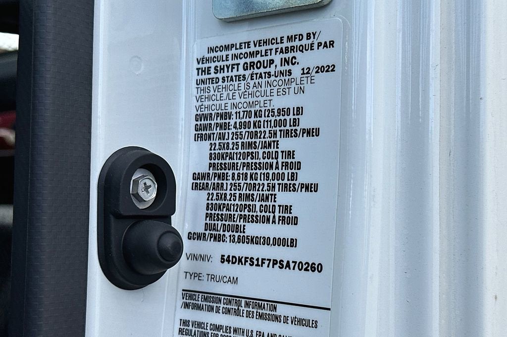 2023 Chevrolet Low Cab Forward 6500 XD LCF