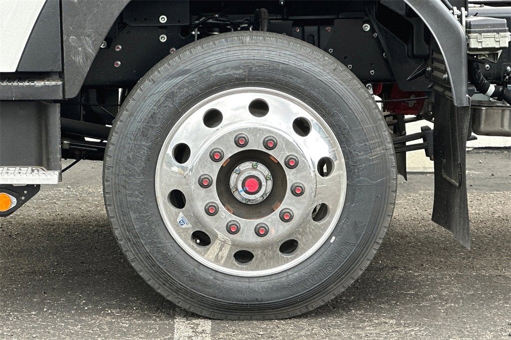 2024 Chevrolet Low Cab Forward 6500 XD WT