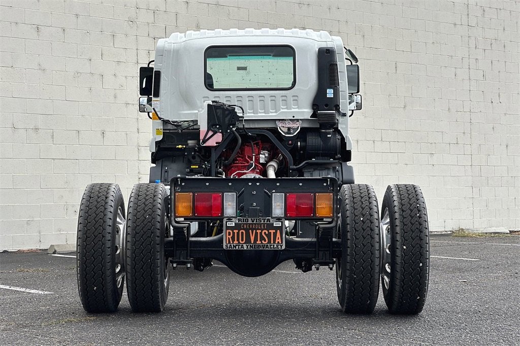 2024 Chevrolet Low Cab Forward 6500 XD WT