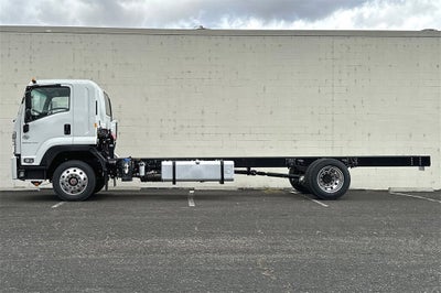 2024 Chevrolet Low Cab Forward 6500 XD WT