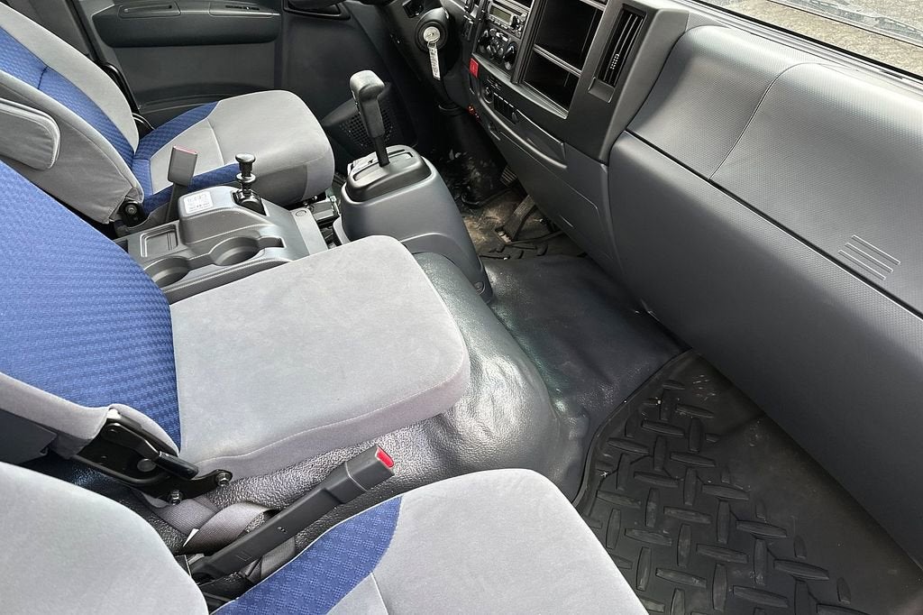 2023 Chevrolet Low Cab Forward 7500 XD LCF