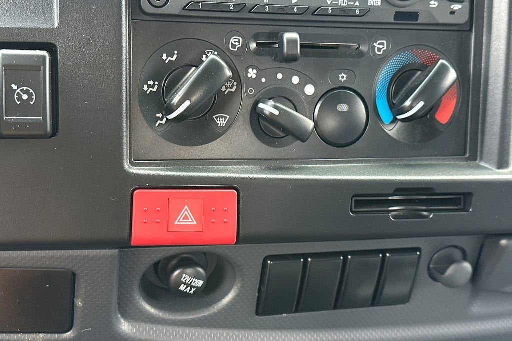 2023 Chevrolet Low Cab Forward 7500 XD LCF