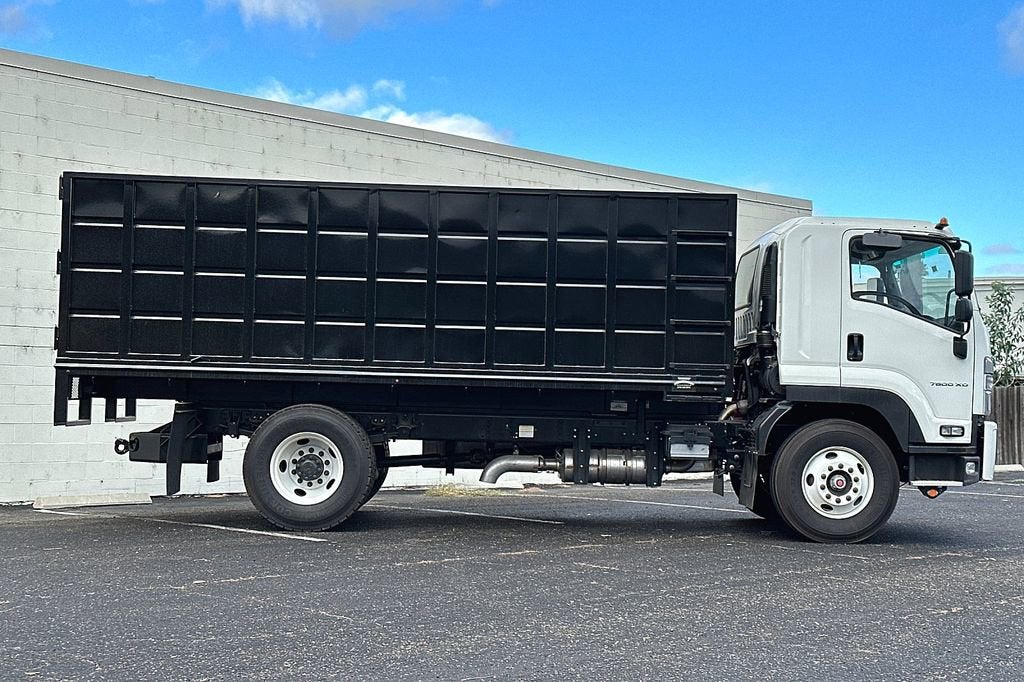2023 Chevrolet Low Cab Forward 7500 XD LCF