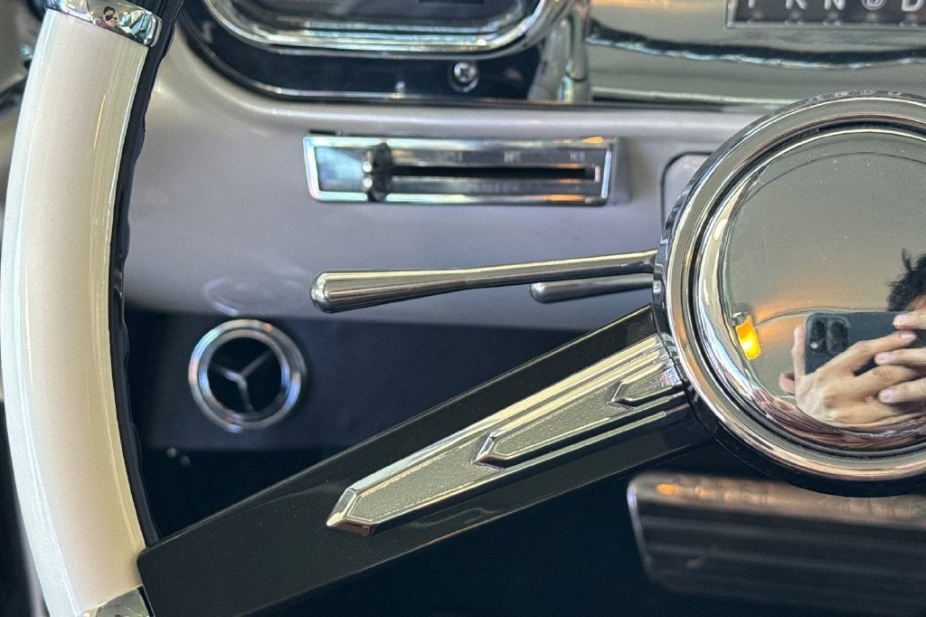 1957 Cadillac EL DORADO Base