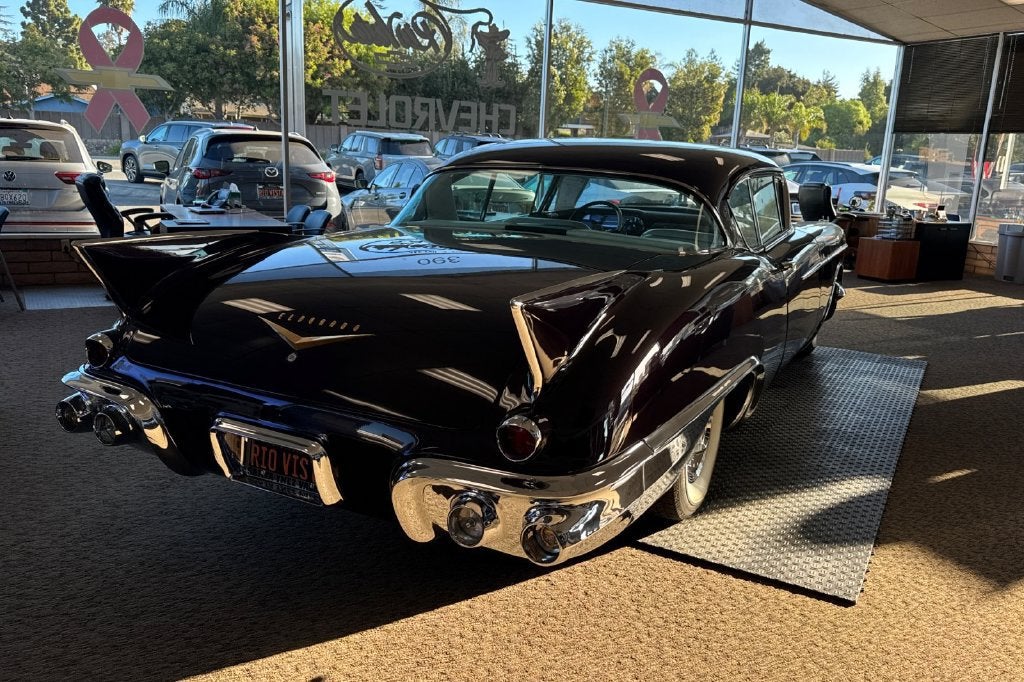 1957 Cadillac EL DORADO Base