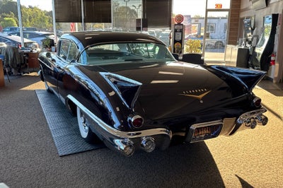1957 Cadillac EL DORADO Base