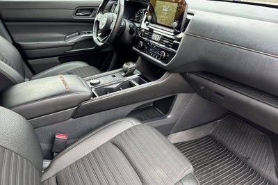 2024 Nissan Pathfinder Rock Creek