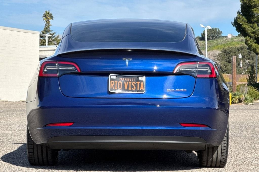 2023 Tesla Model 3 Performance