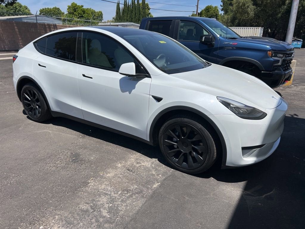 2021 Tesla Model Y Long Range Dual Motor All-Wheel Drive's photo