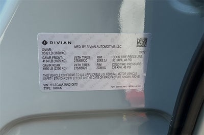 2022 RIVIAN R1T Adventure Package
